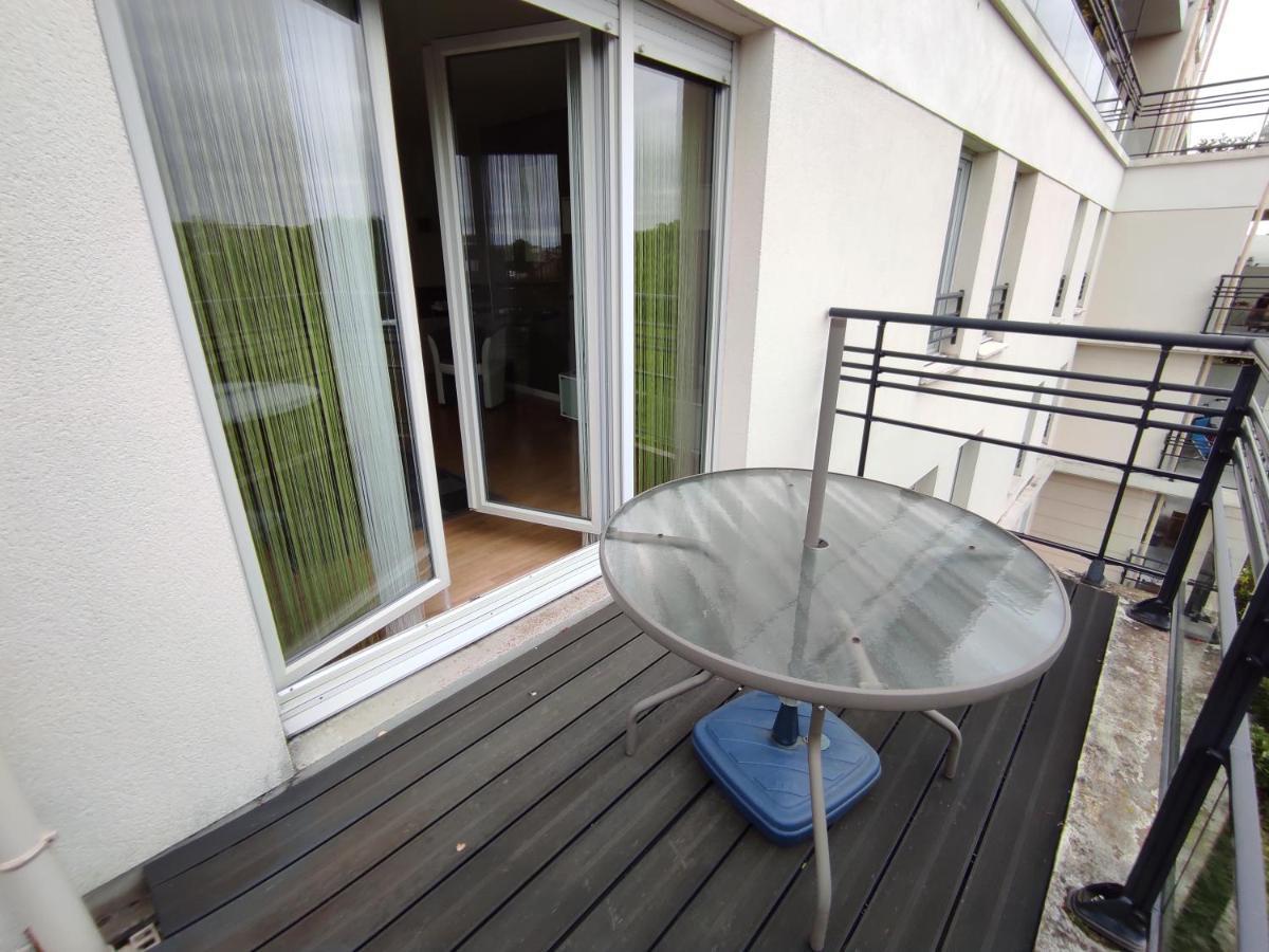 Bord De Seine Apartment Carrières-sous-Poissy Exterior foto